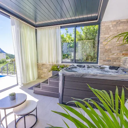 Oscar Holiday home *