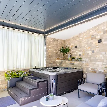 Holiday home Oscar Makarska